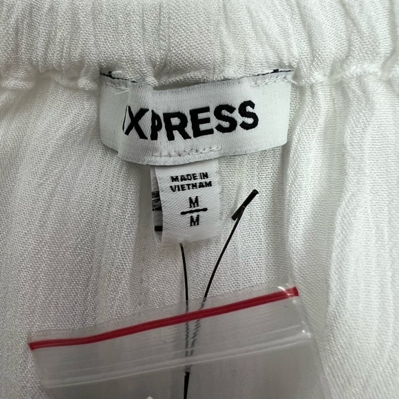 NWT EXPRESS Women’s Pullover Top Sz Medium Boho Peasant White Crinkle Flowy - Picture 6 of 12